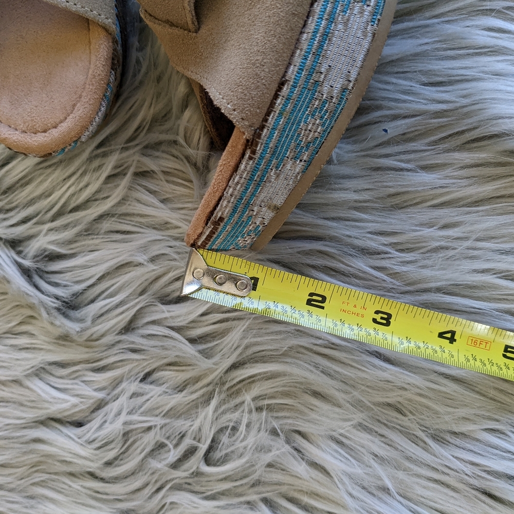 Minnetonka Platform Leather Slides - Picture 13 of 13
